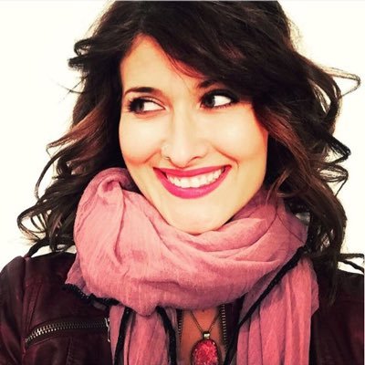 Amy Guth podcast host photo